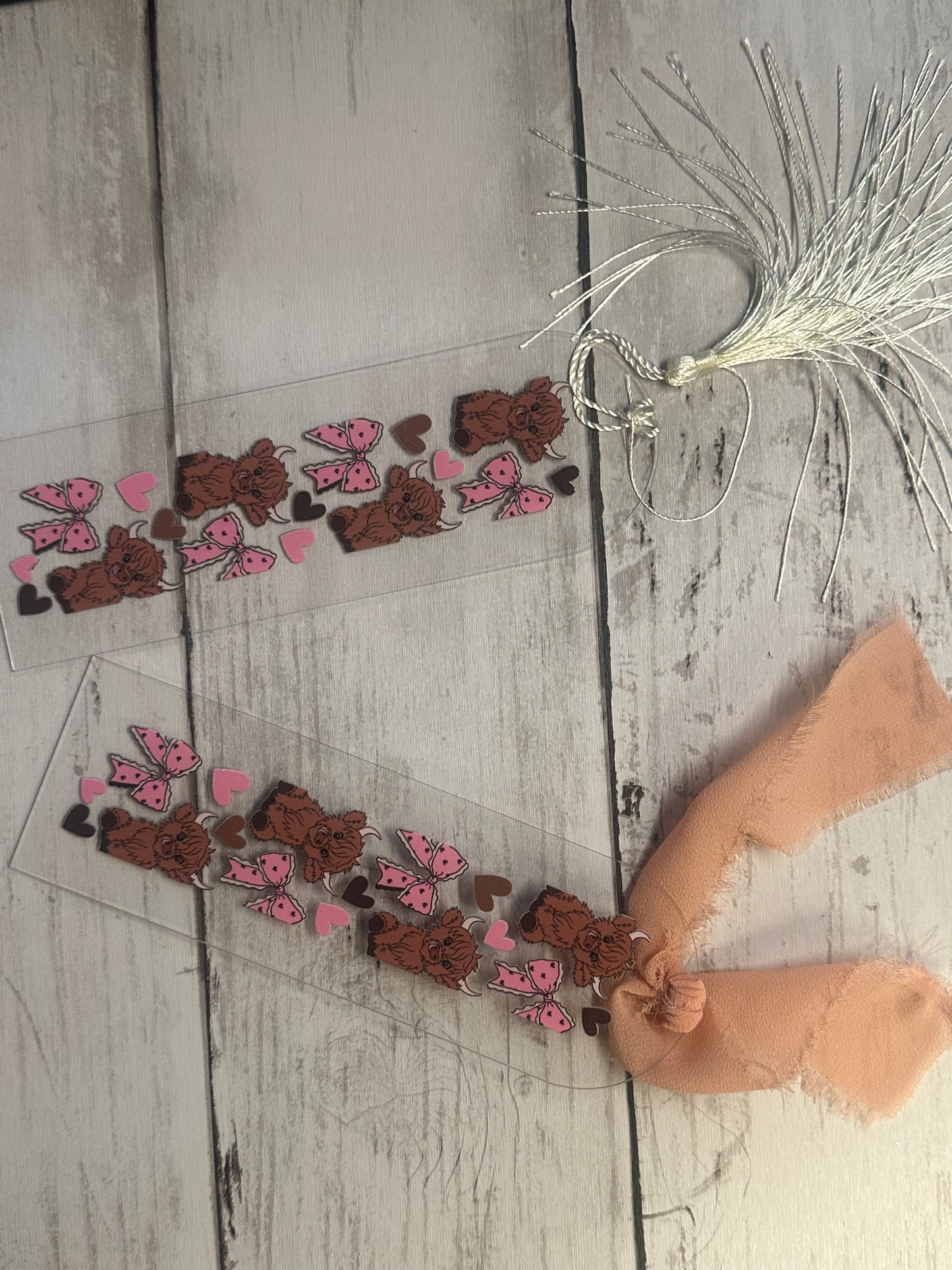 Highland Cow Pink Bow